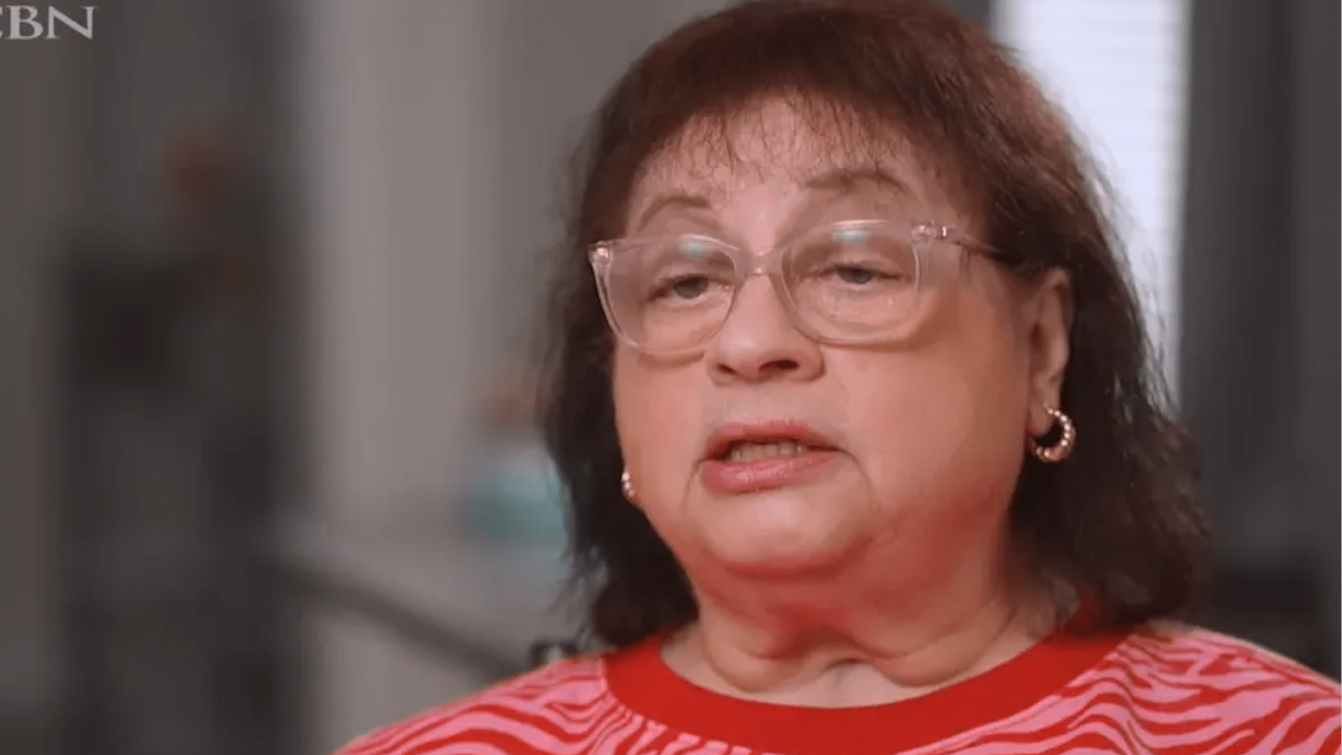 «Volvió a la vida», dice el esposo de una mujer en estado vegetativo, curada después de las oraciones